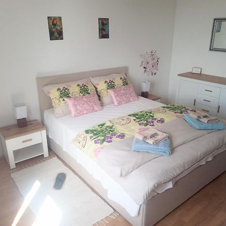 Apartman Petra Senj  Buitenkant foto